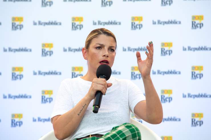 emma marrone omofobia